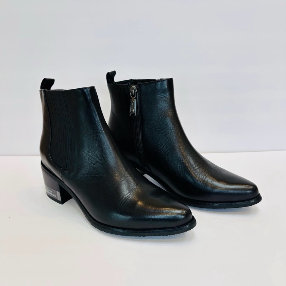 Blondo Black Leather Ankle Booties - Picture 2 of 8